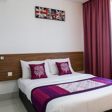 Oyo 180 V Hotel Kuala Lumpur Kültér fotó