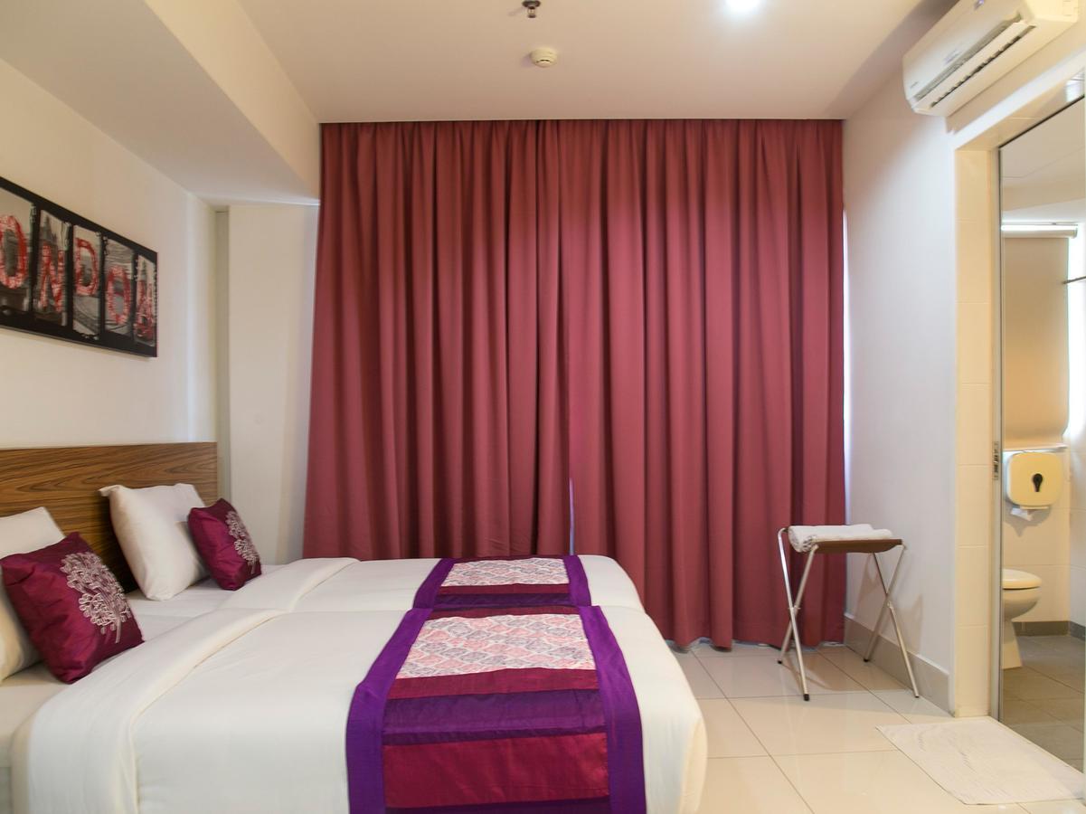 Oyo 180 V Hotel Kuala Lumpur Kültér fotó