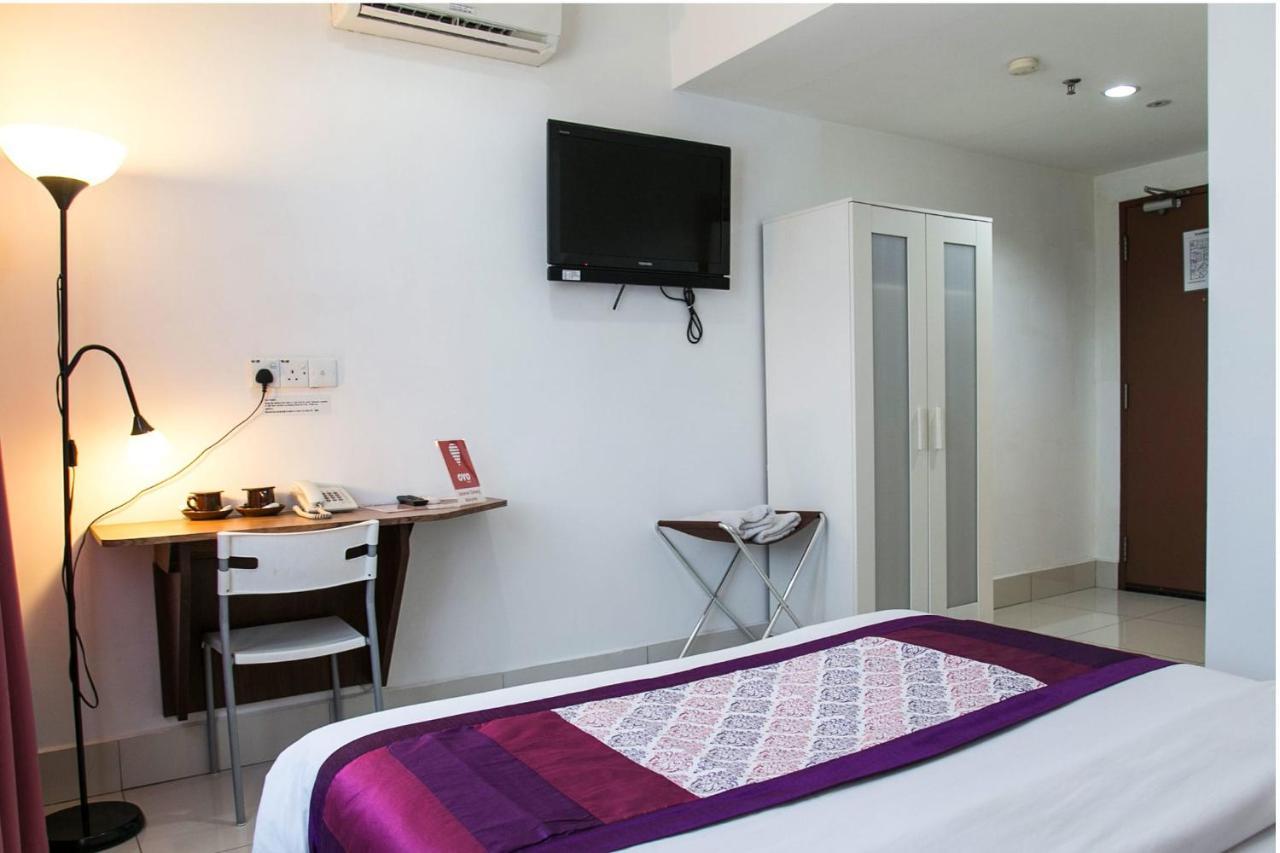 Oyo 180 V Hotel Kuala Lumpur Kültér fotó