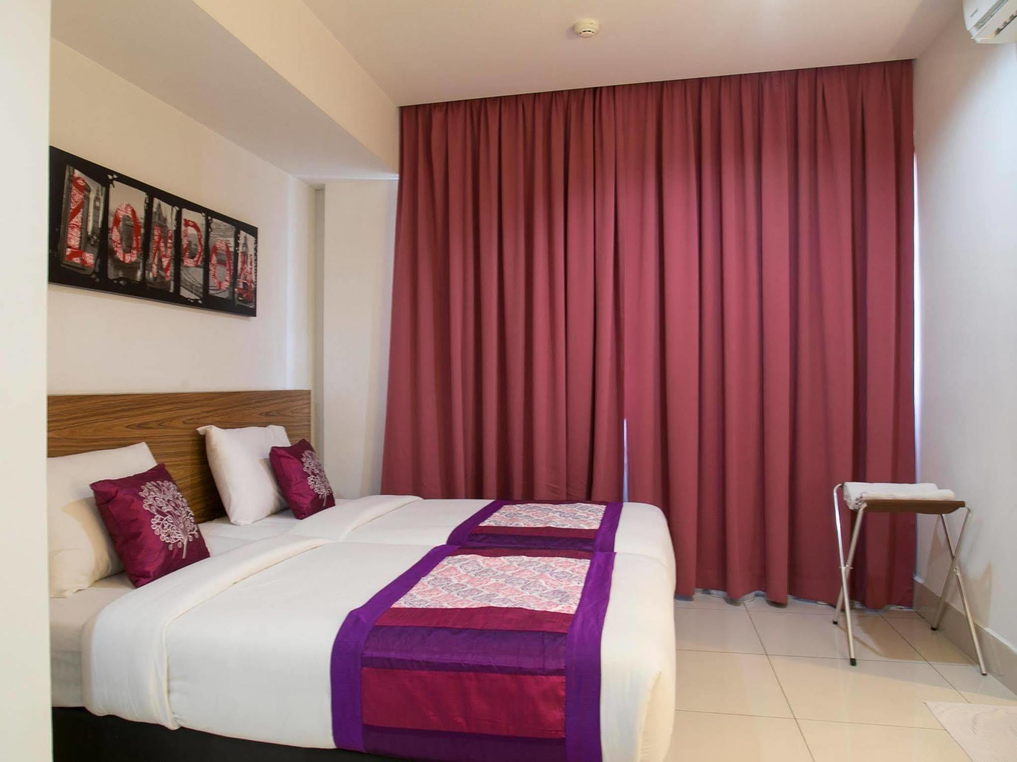 Oyo 180 V Hotel Kuala Lumpur Kültér fotó